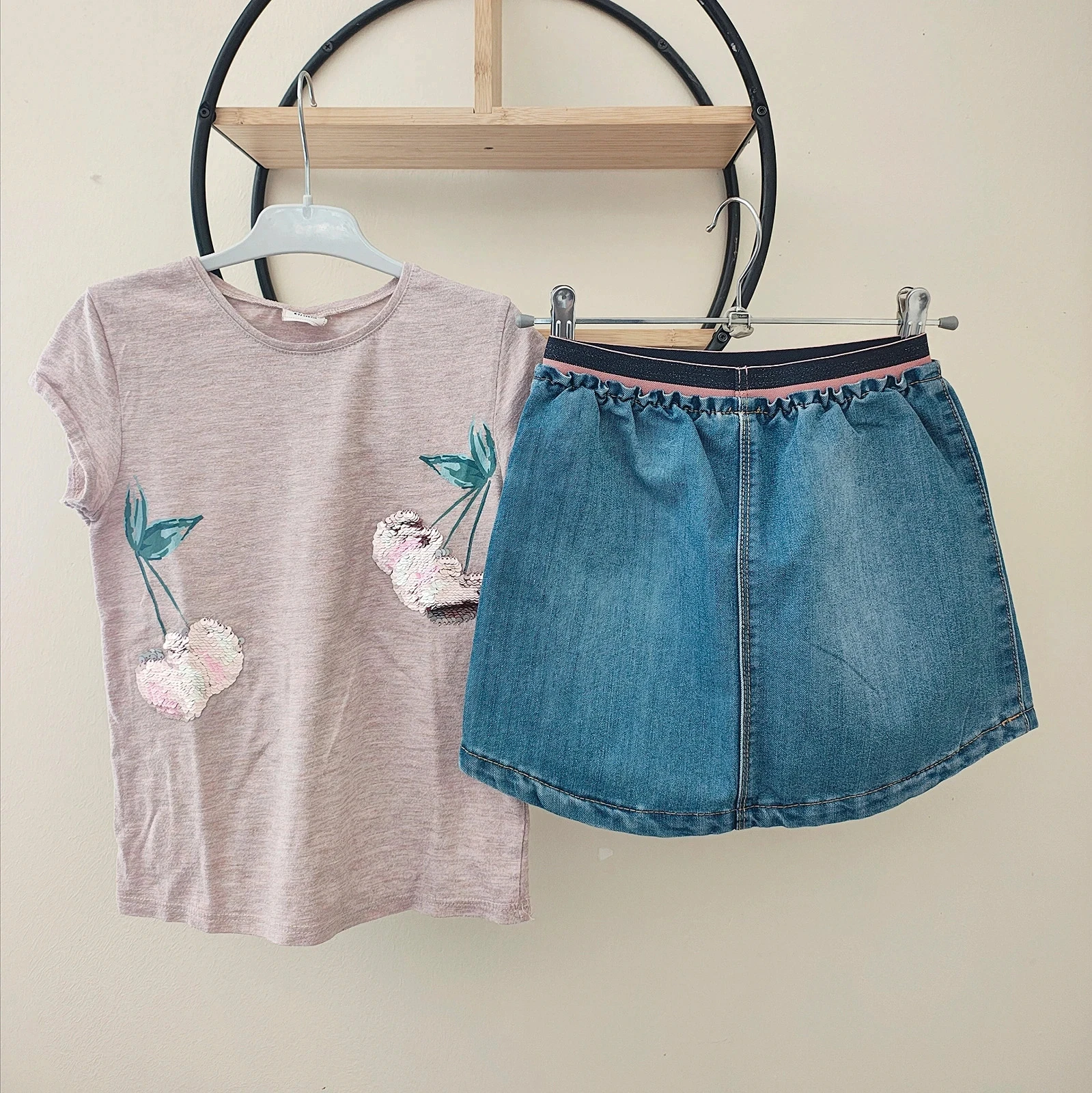 8 ans ensemble été tape a l'oeil Teeshirt et jupe